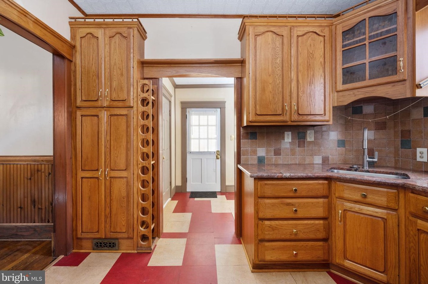 110 Madison Ave, Fredericksburg VA  22405-2527 exterior