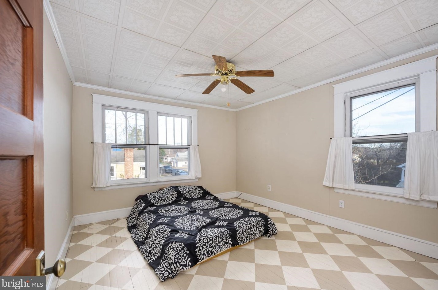 110 Madison Ave, Fredericksburg VA  22405-2527 exterior