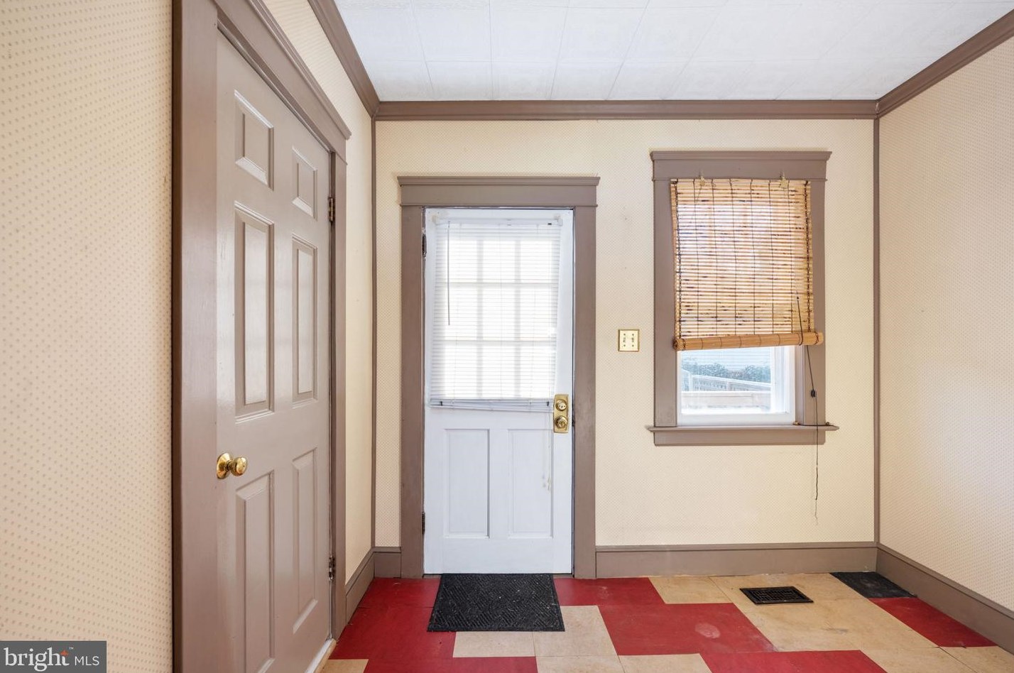 110 Madison Ave, Fredericksburg VA  22405-2527 exterior