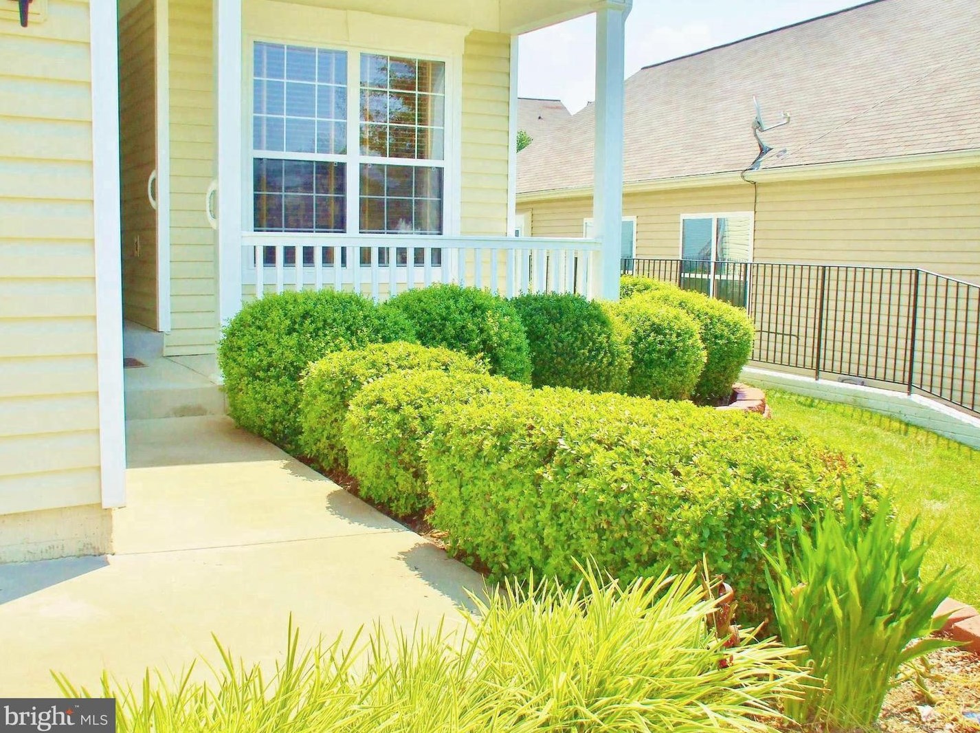 10 Brunswick Dr, Fredericksburg, VA 22406-8408