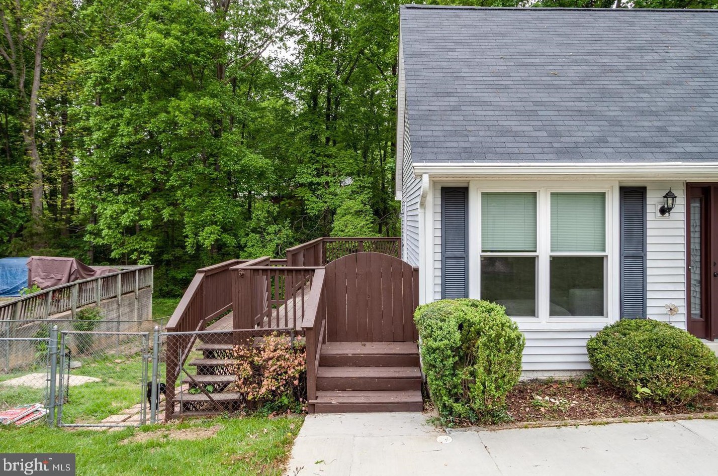 5 Yucca Dr, Fredericksburg, VA 22405