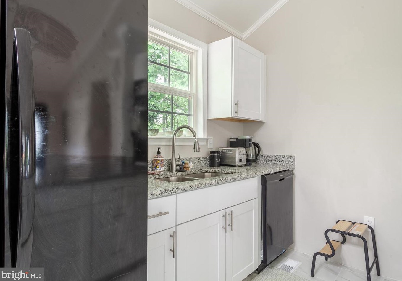 5 Yucca Dr, Fredericksburg VA  22405-6323 exterior