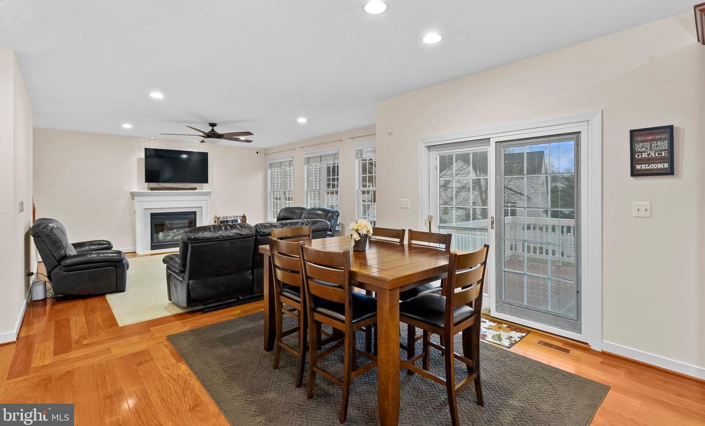 26 Pickett Ln, Stafford VA  22556-6472 exterior