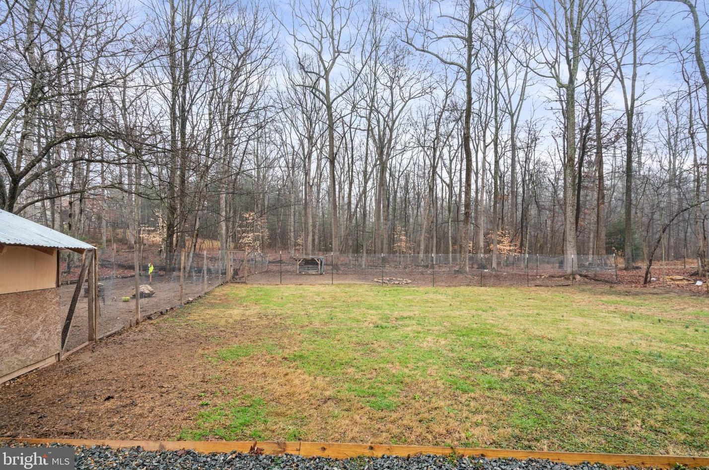 319 Cropp Rd, Fredericksburg VA  22406-4017 exterior