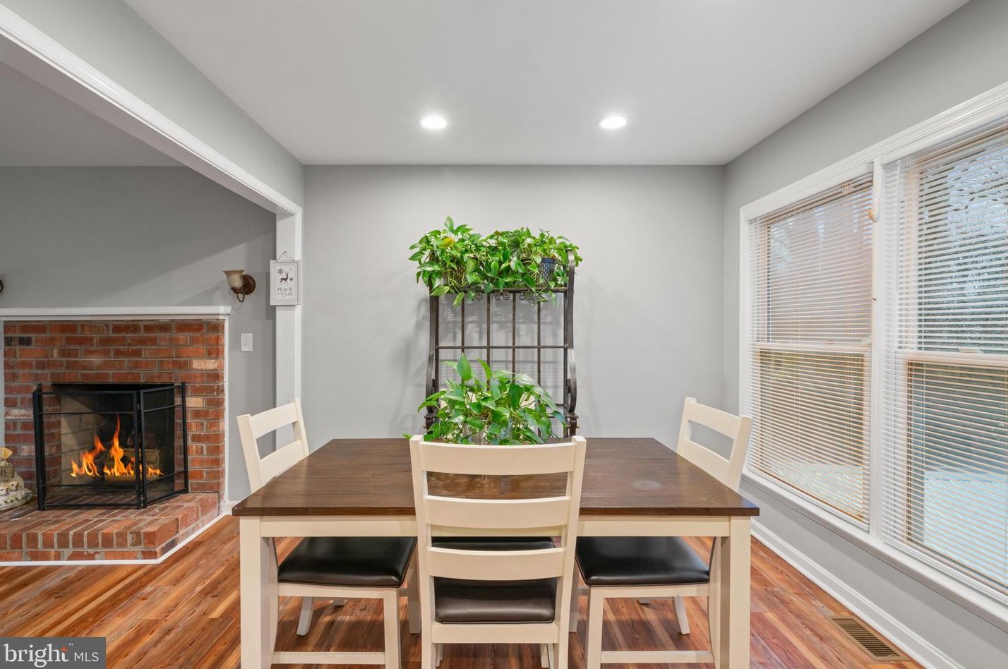 319 Cropp Rd, Fredericksburg VA  22406-4017 exterior