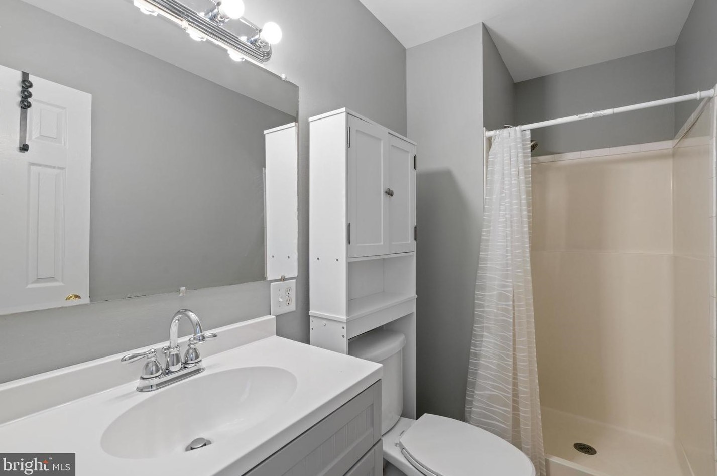 319 Cropp Rd, Fredericksburg VA  22406-4017 exterior