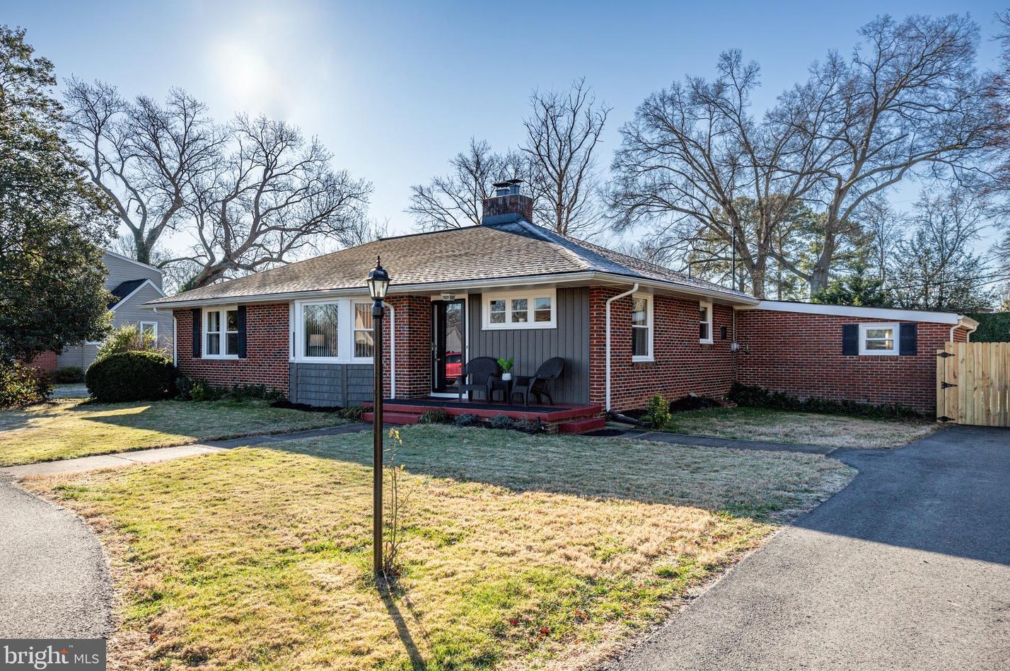 11 Jefferson St, Fredericksburg, VA 22405-2953