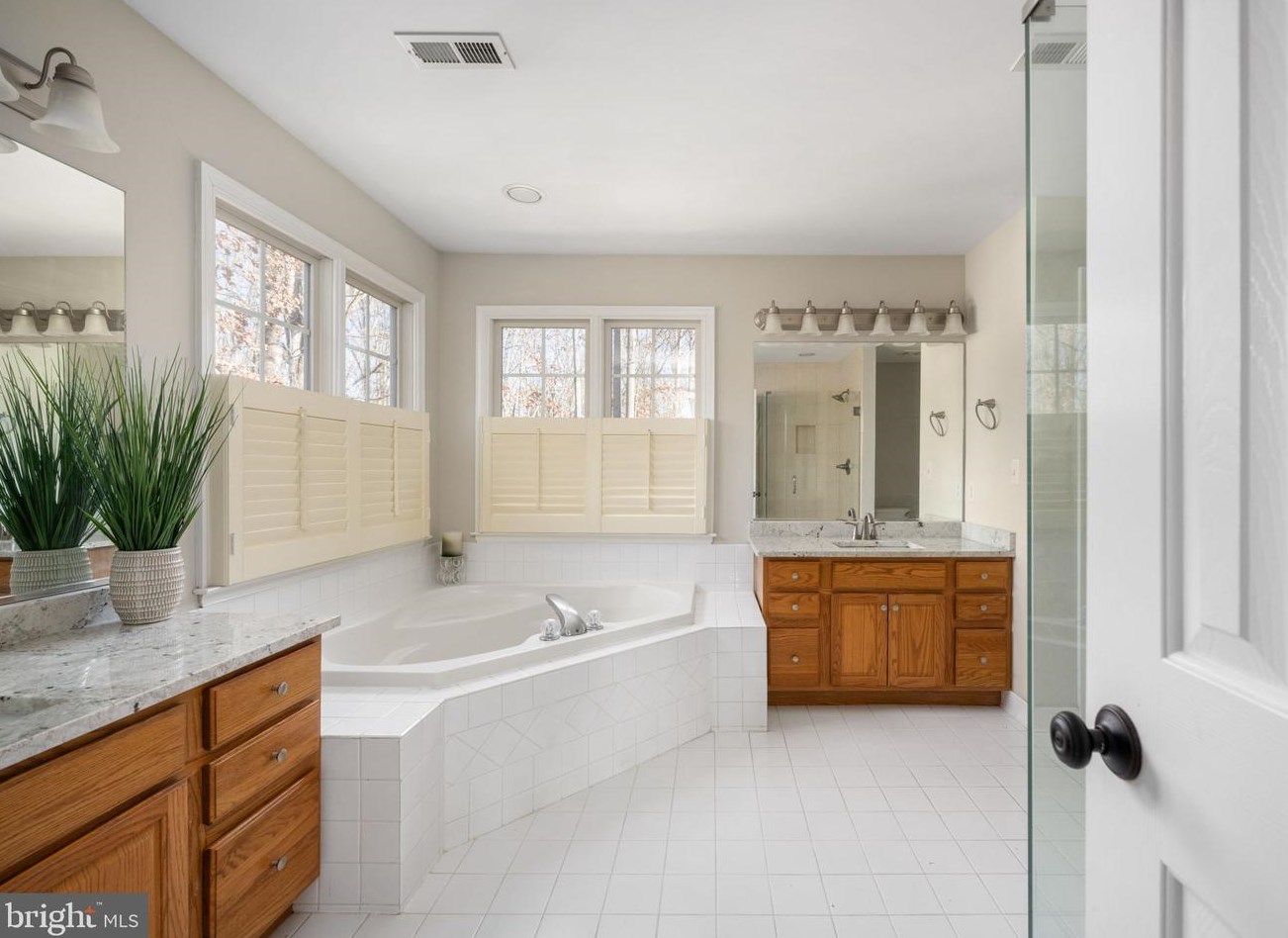 8 Riva Ridge Ln, Stafford VA  22556-6670 exterior