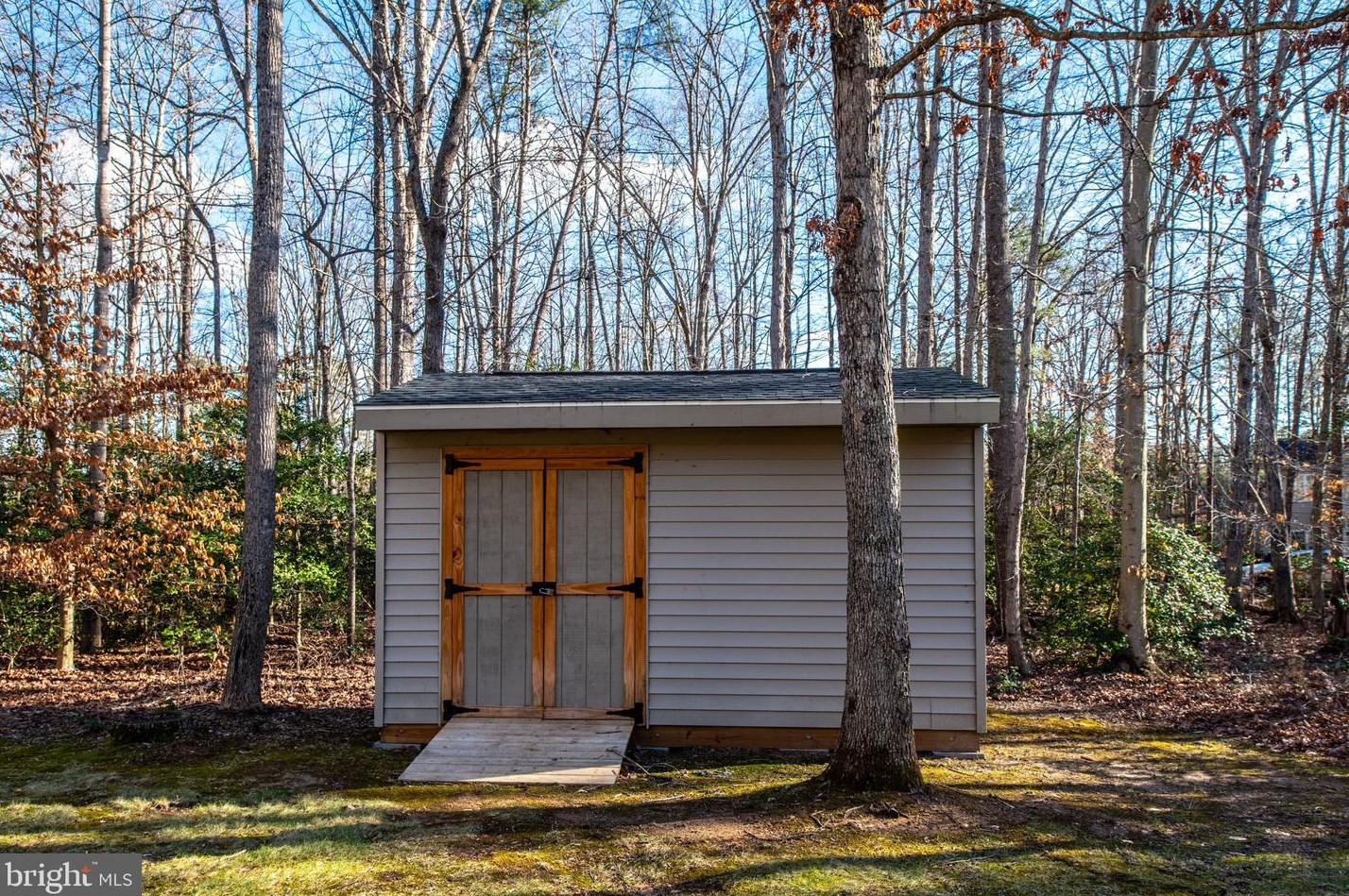 8 Riva Ridge Ln, Stafford VA  22556-6670 exterior