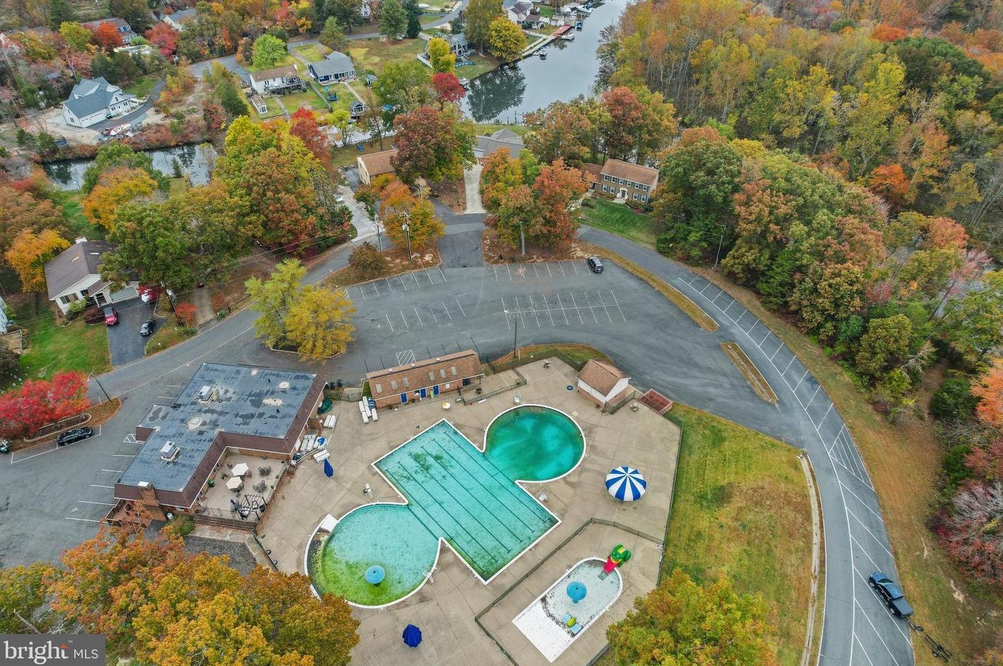 3216 Aquia Dr, Stafford VA  22554-2605 exterior