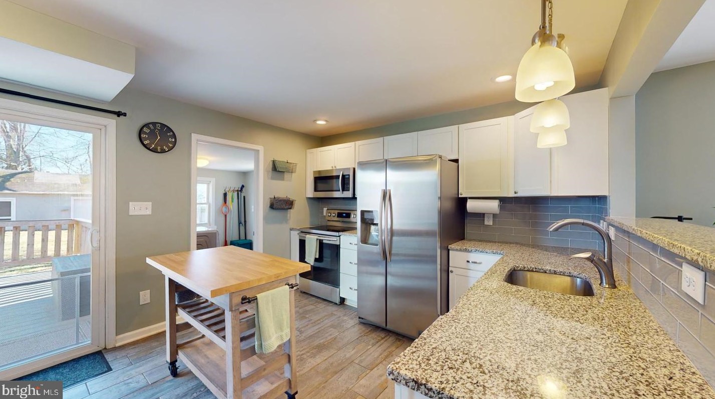 303 Phillips St, Fredericksburg VA  22405-2715 exterior