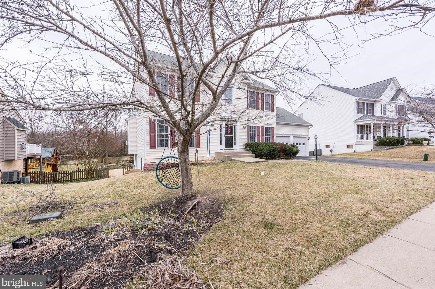 10 Country Manor Dr, Fredericksburg, VA 22406