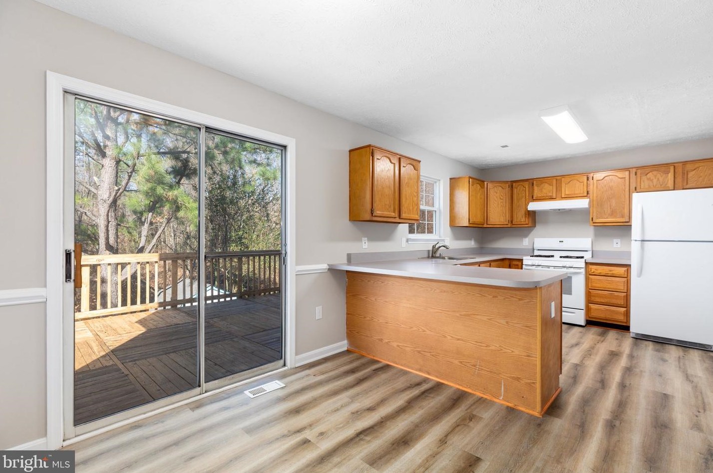 812 Kings Crest Dr, Stafford VA  22554-7739 exterior