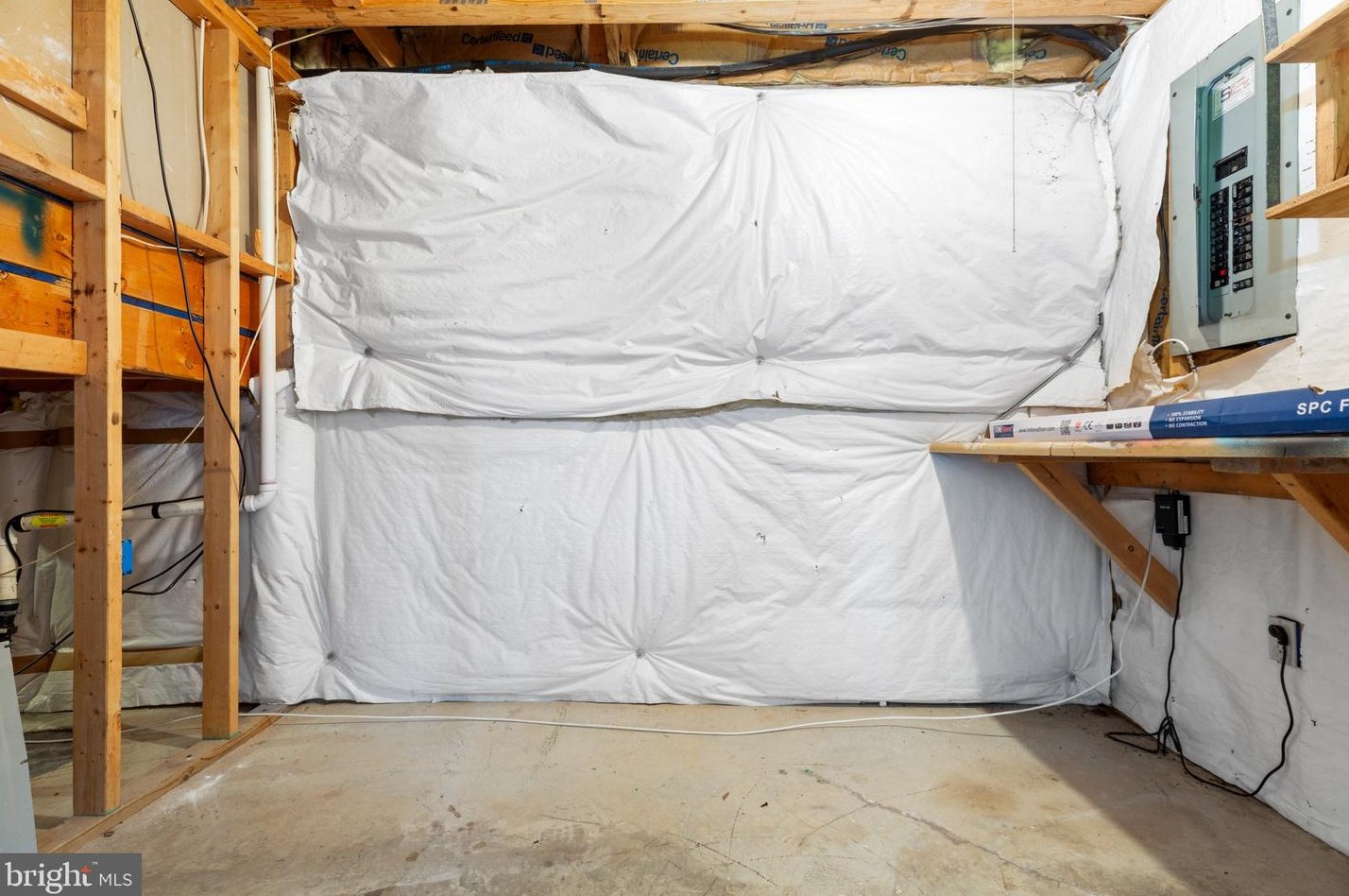 812 Kings Crest Dr, Stafford VA  22554-7739 exterior