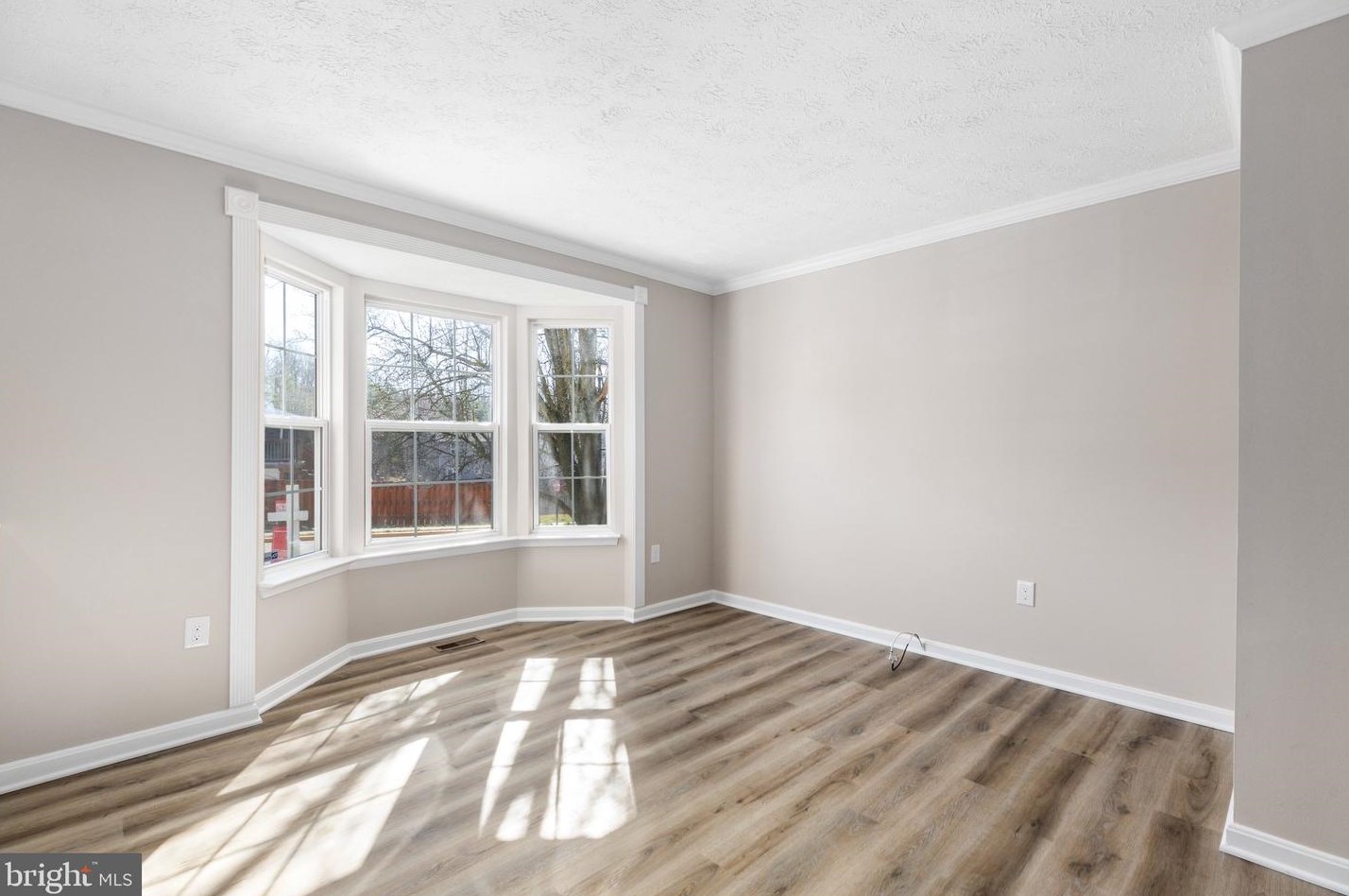 812 Kings Crest Dr, Stafford VA  22554-7739 exterior