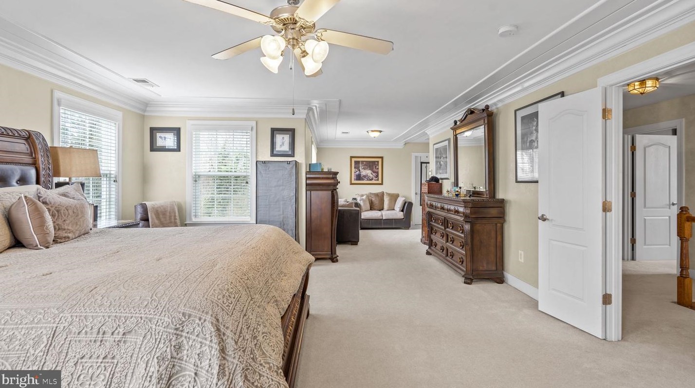 2 Towering Oaks Dr, Fredericksburg VA  22405-8732 exterior