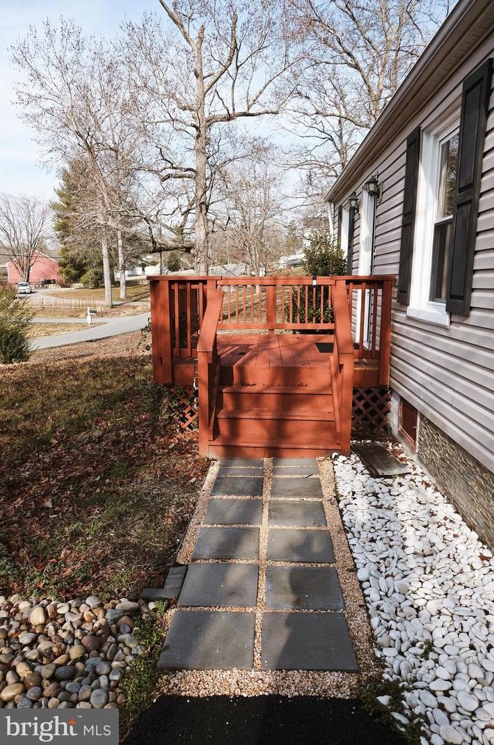 168 Kelley Rd, Fredericksburg, VA 22405
