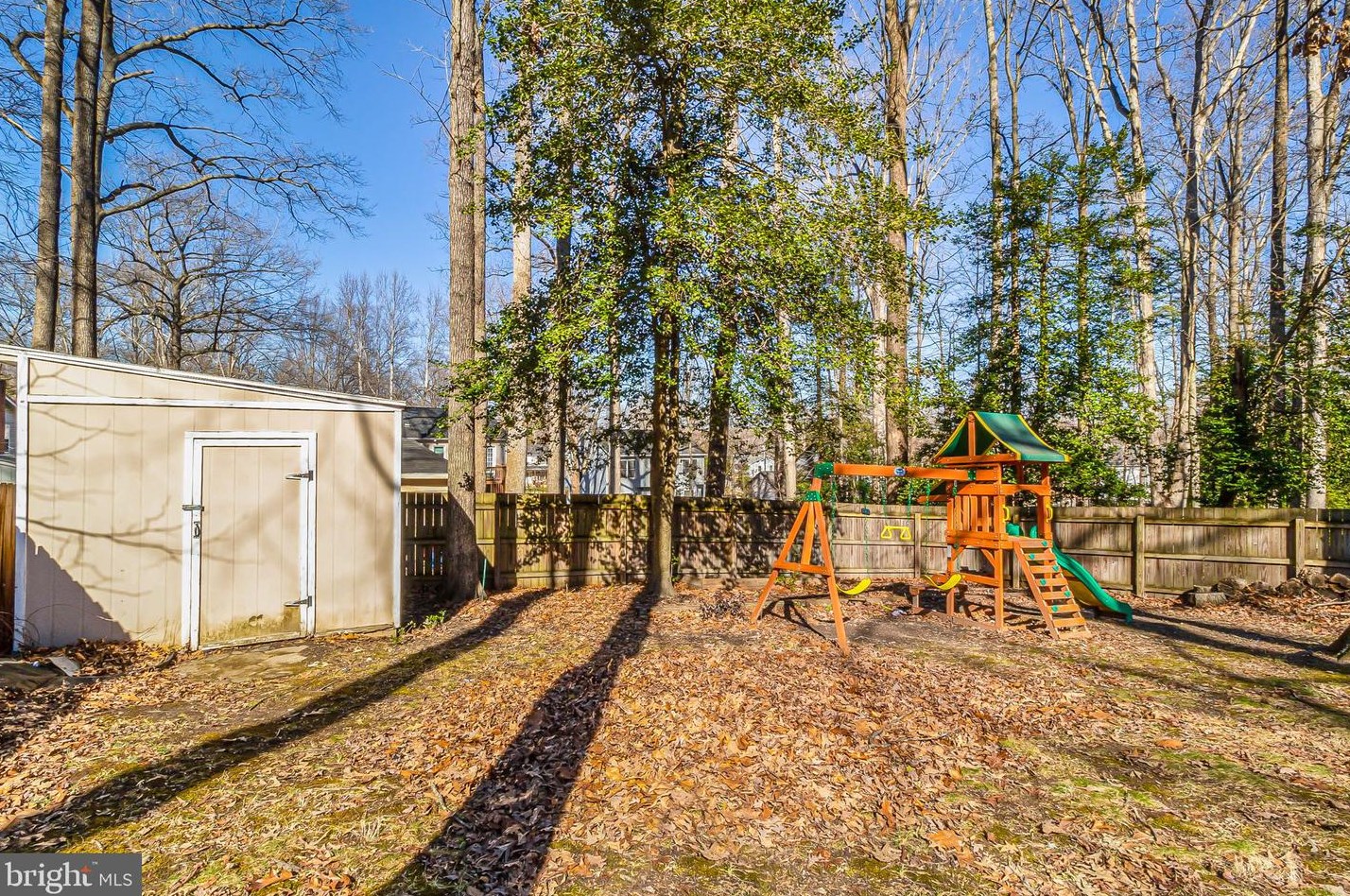 1024 Isabella Dr, Stafford VA  22554-2021 exterior