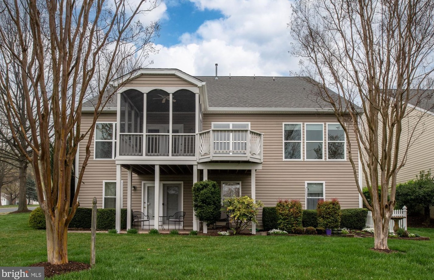 2 Linden Dr, Fredericksburg VA  22406-7494 exterior