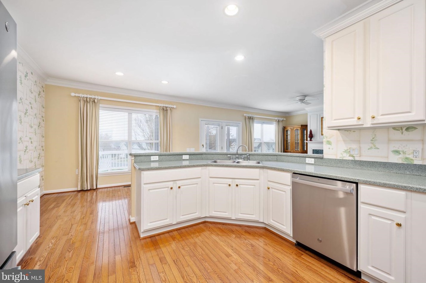 2 Linden Dr, Fredericksburg VA  22406-7494 exterior