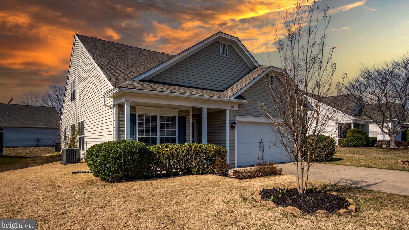 281 Bridgewater Cir, Fredericksburg, VA 22406-8410