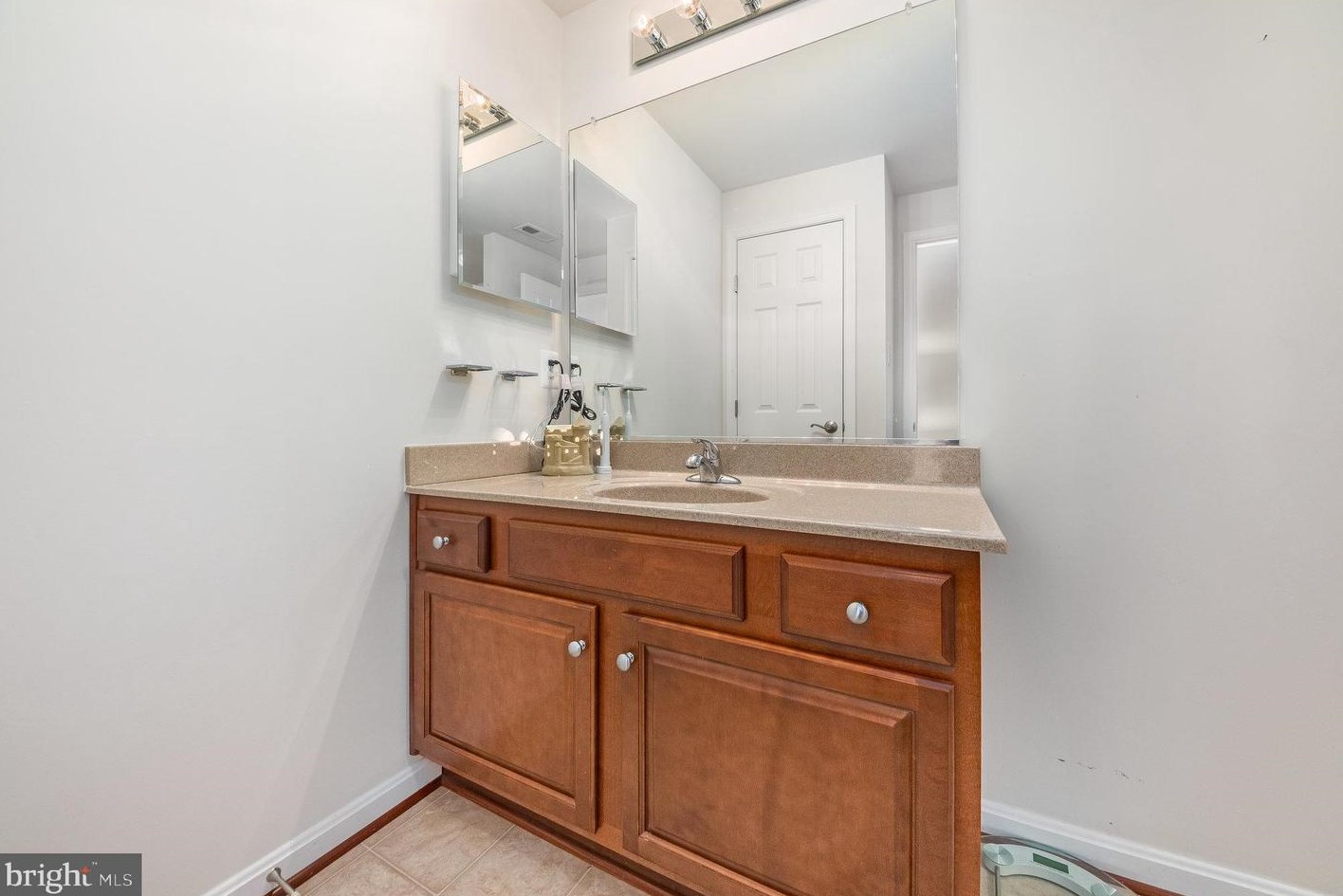 35 Fountain Dr, Stafford VA  22554-7298 exterior