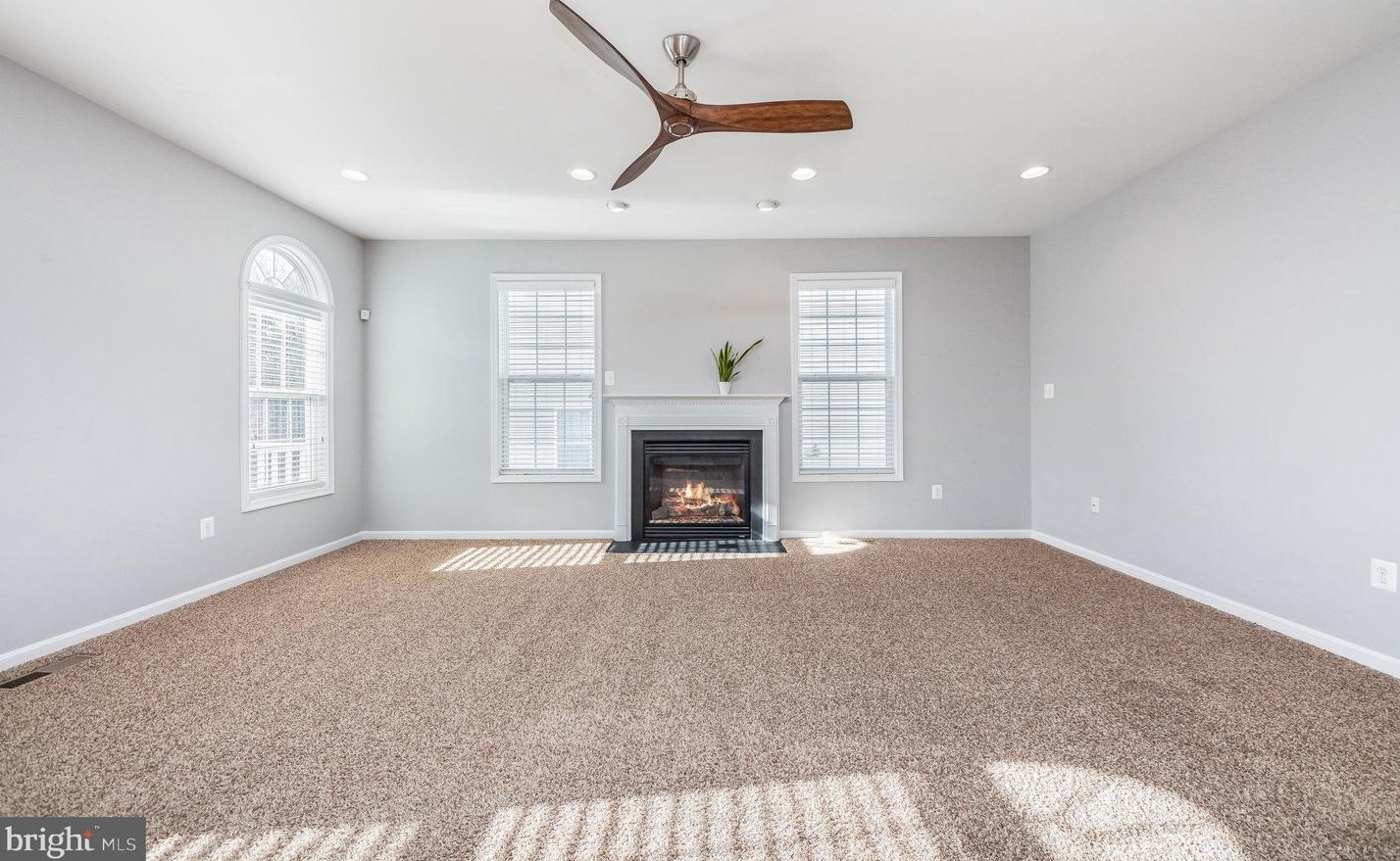 35 Fountain Dr, Stafford VA  22554-7298 exterior