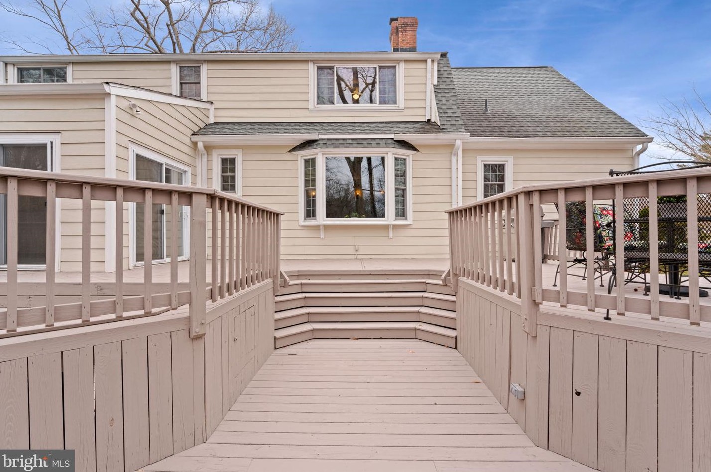 601 Lendall Ln, Fredericksburg VA  22405-2330 exterior