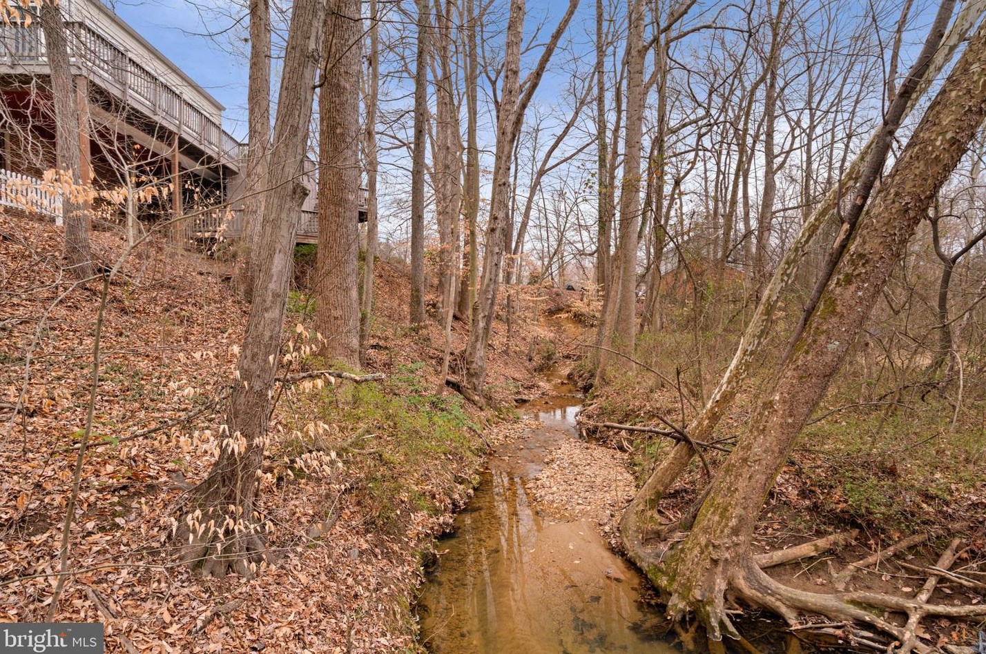 601 Lendall Ln, Fredericksburg VA  22405-2330 exterior