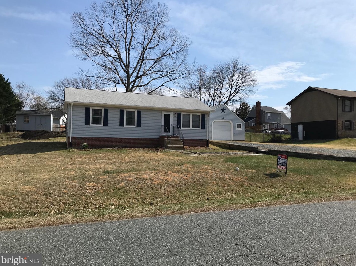 133 Debra Dr, Stafford VA  22556-1417 exterior