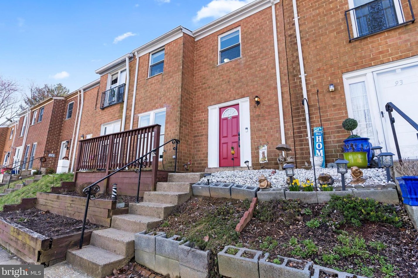 92 Chestnut Dr, Stafford VA 22554-5060 exterior