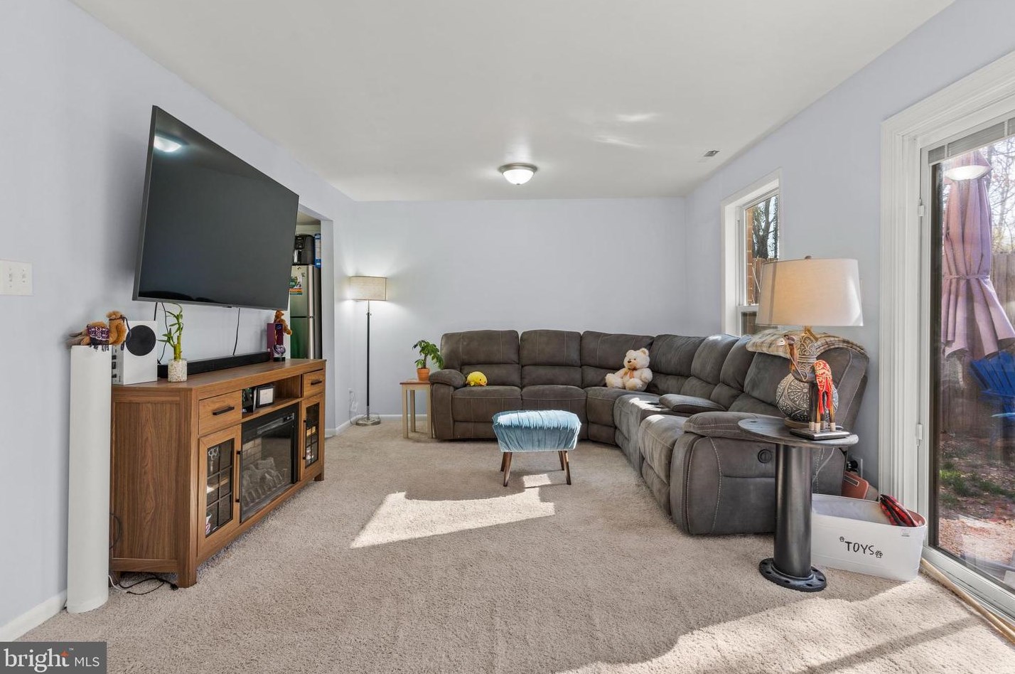 92 Chestnut Dr, Stafford VA 22554-5060 exterior