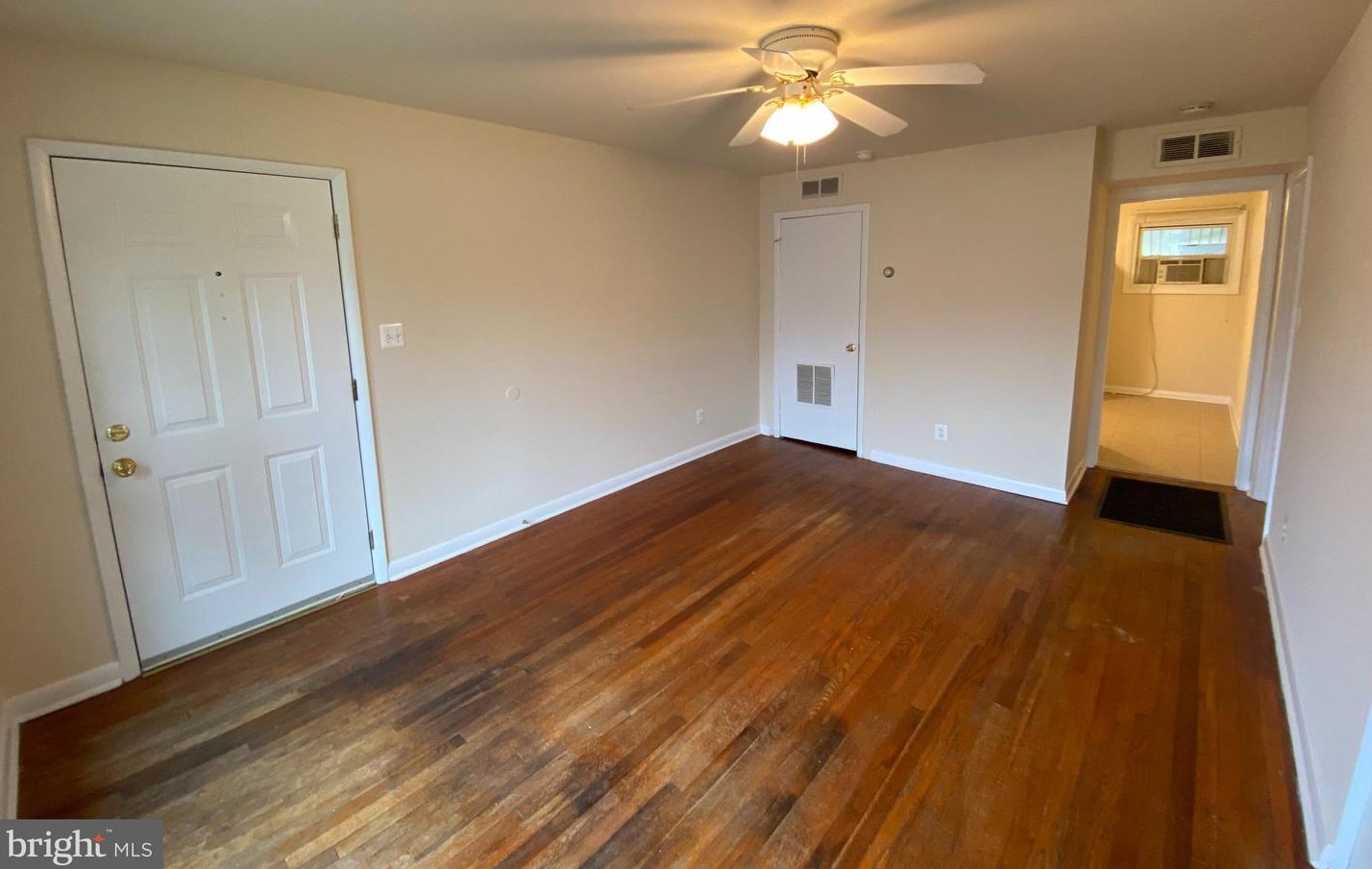 1012 Julian Dr #a, Fredericksburg, VA 22405