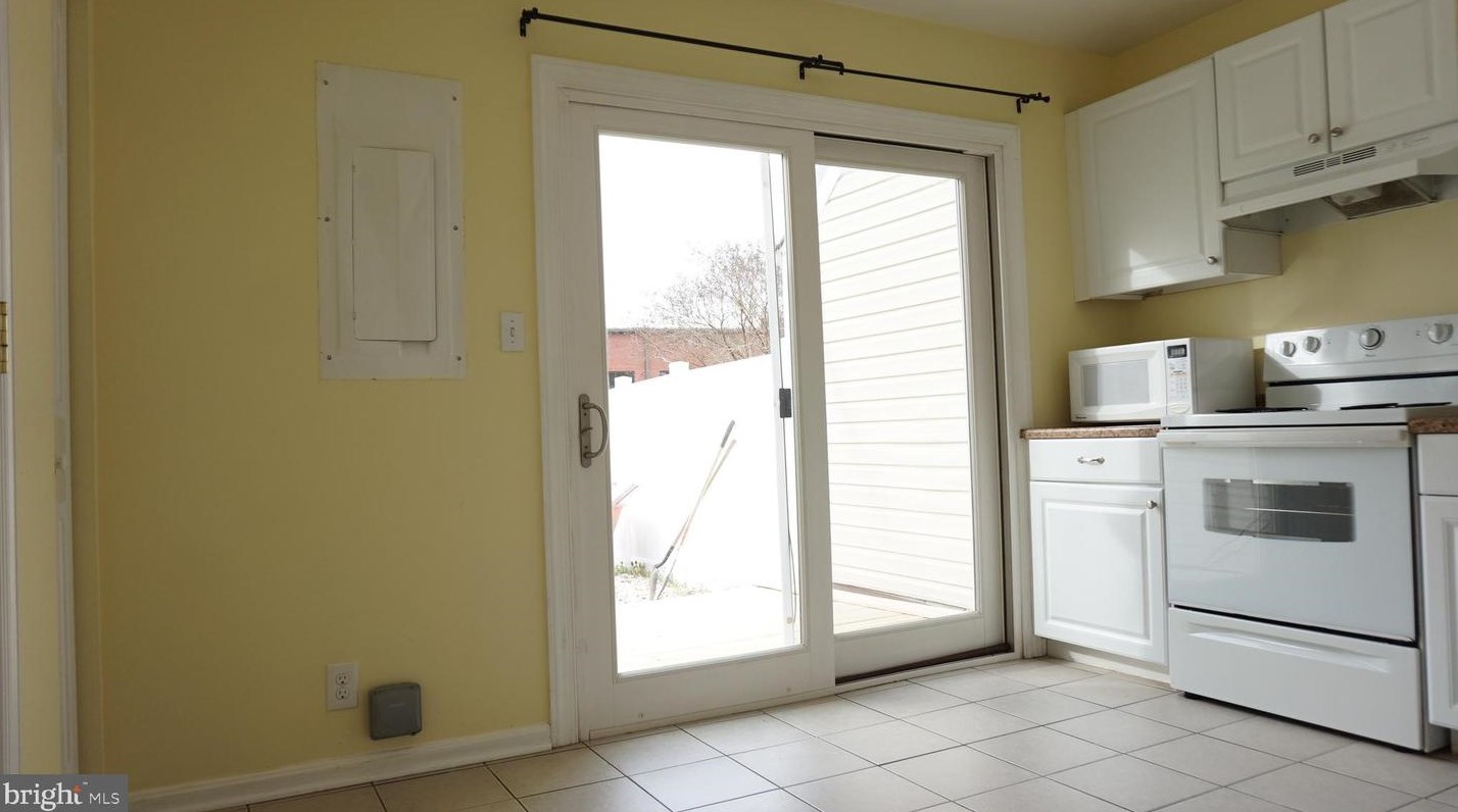 605 Madison Ct, Stafford VA  22556-9070 exterior