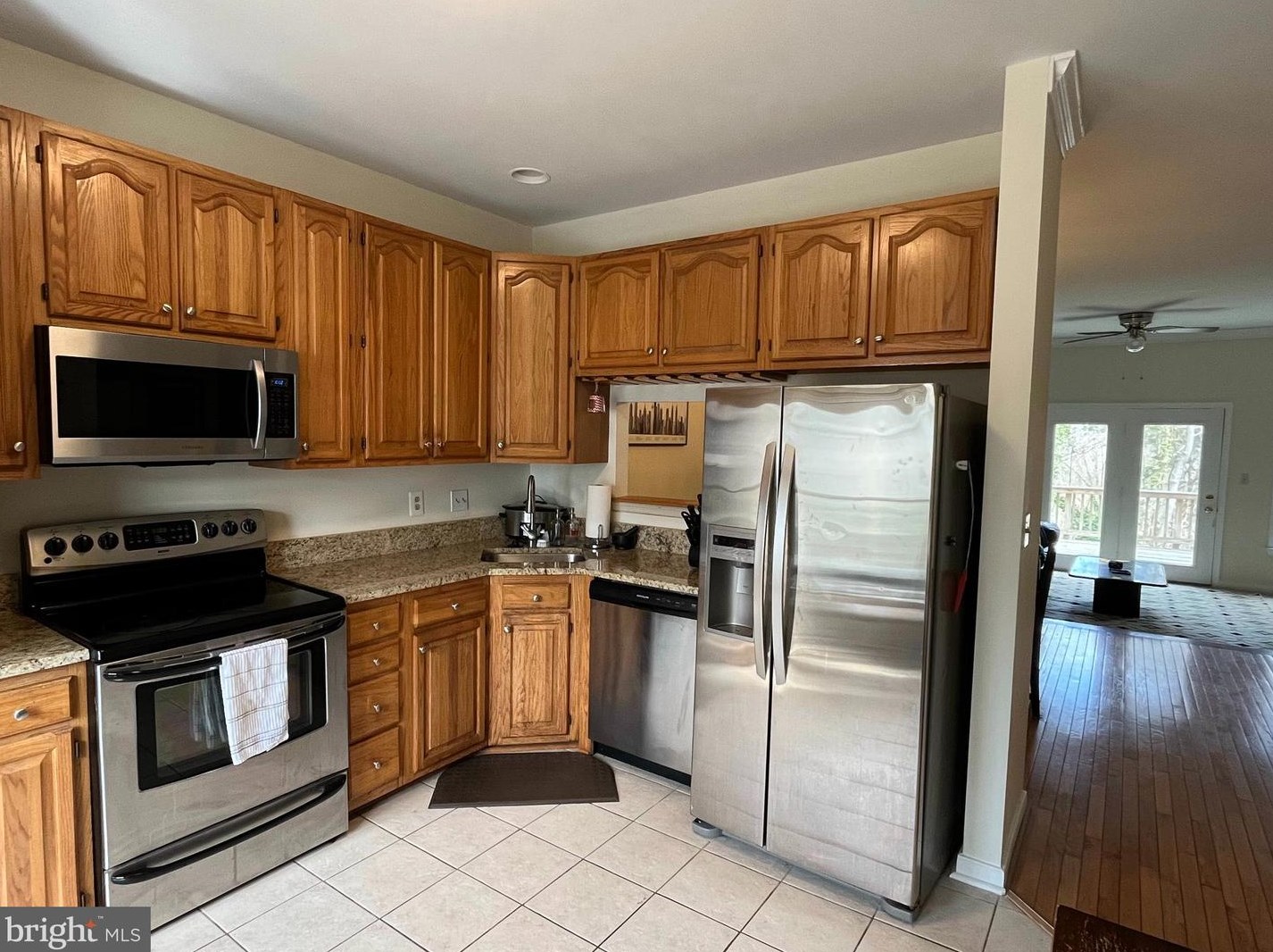 905 Shaw Ct, Fredericksburg, VA 22405