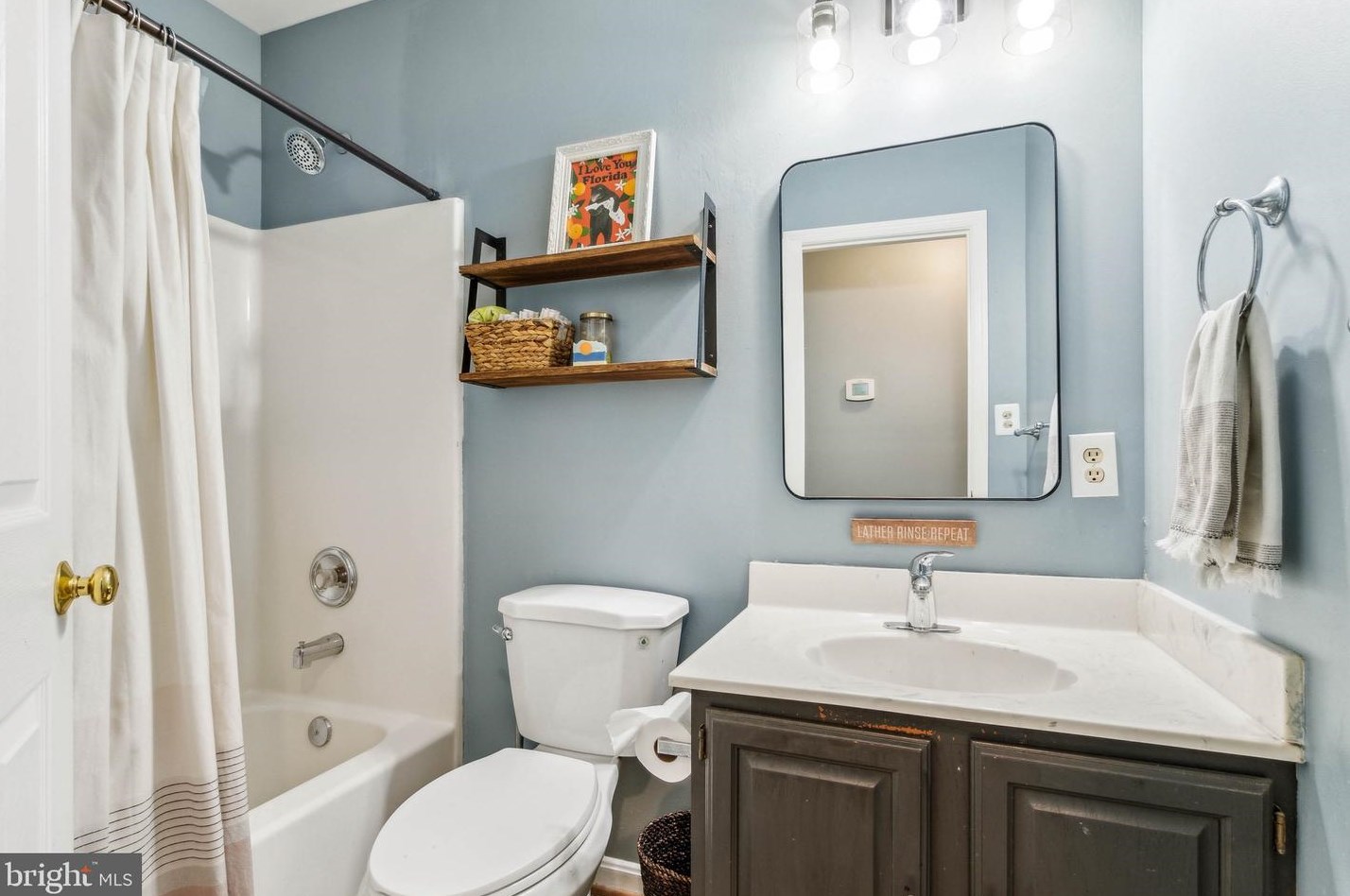 114 Hamlin Dr, Fredericksburg VA  22405-3371 exterior