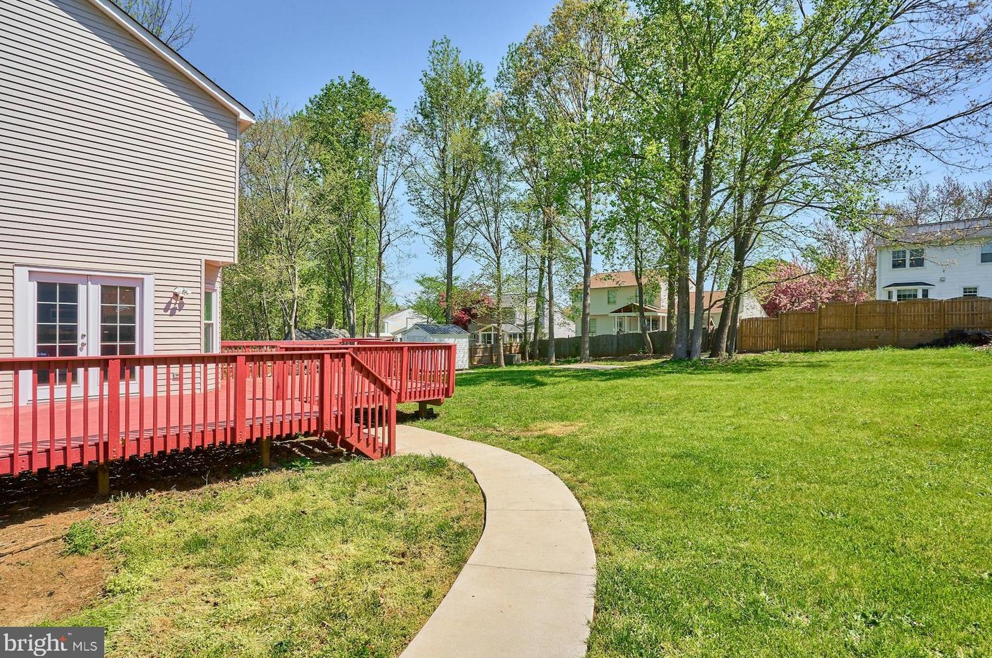 11 Boyd Dr, Stafford VA  22556-1887 exterior