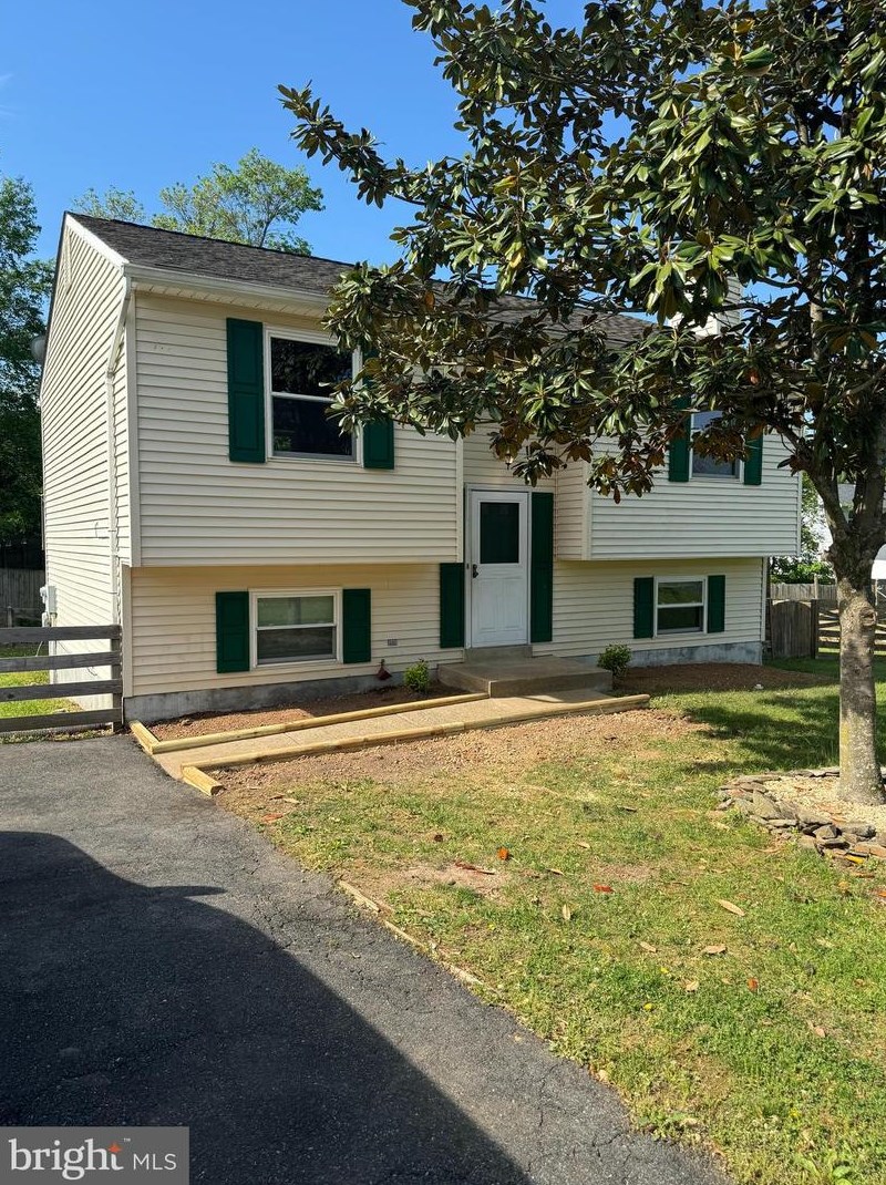 7 Bertram Blvd, Stafford, VA 22556-1891