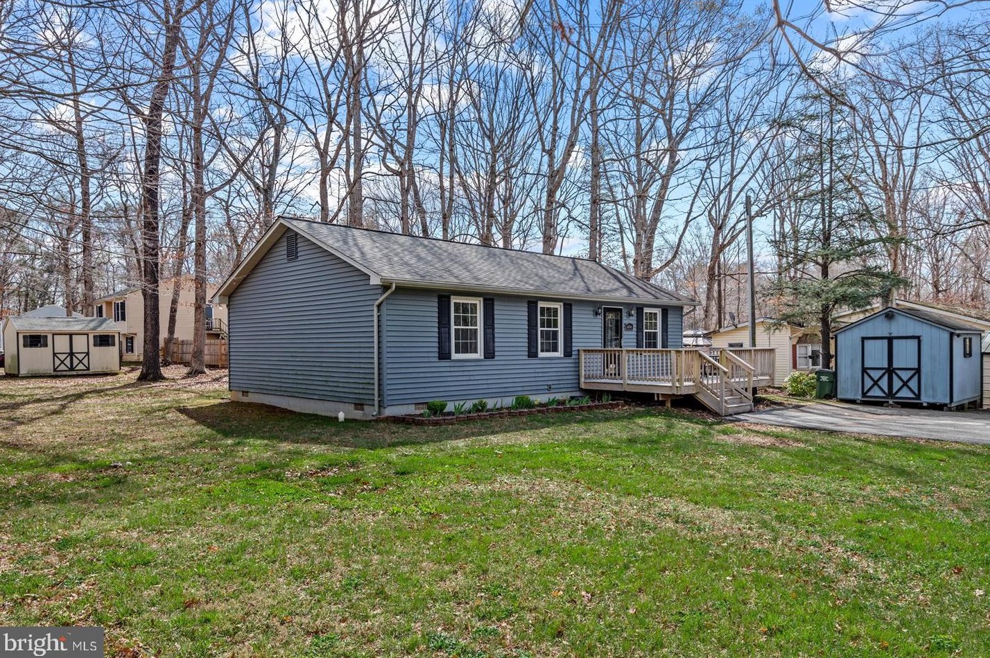 604 Tacketts Mill Rd, Stafford, VA 22556