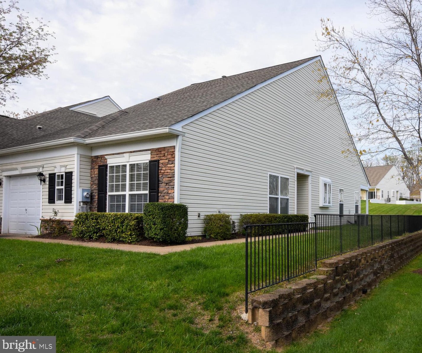 25 Highlander Dr, Fredericksburg, VA 22406-8451
