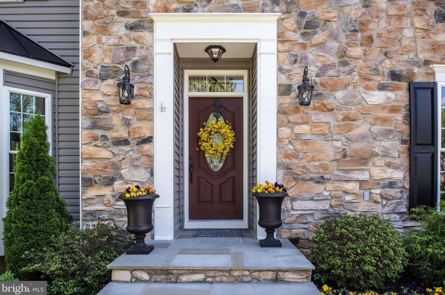 8 Engles Ct, Stafford, VA 22554-8515