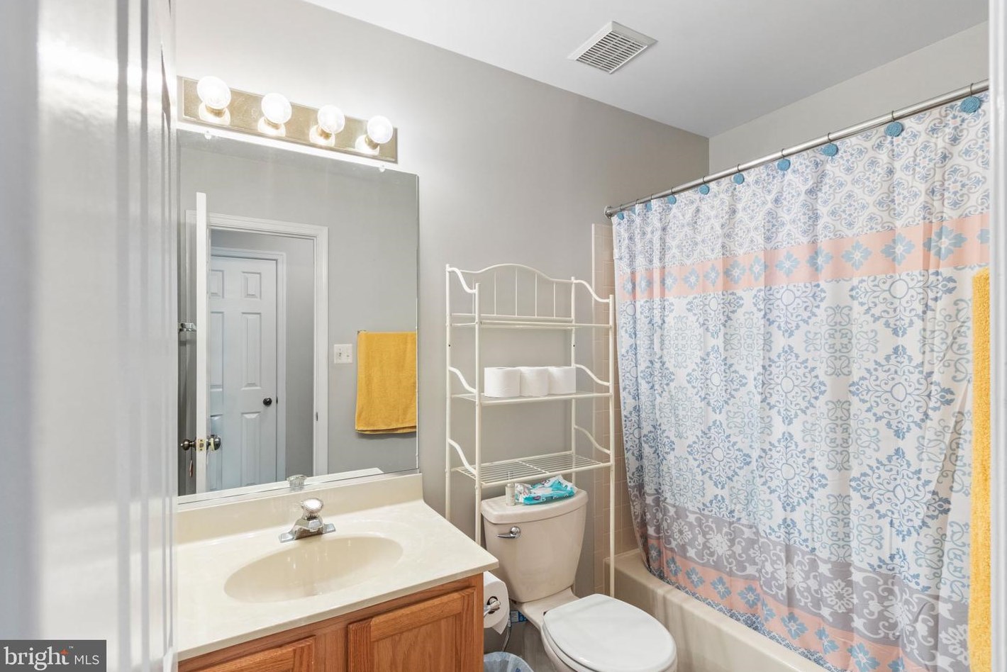 67 Melanie Hollow Ln, Fredericksburg VA  22405-2862 exterior