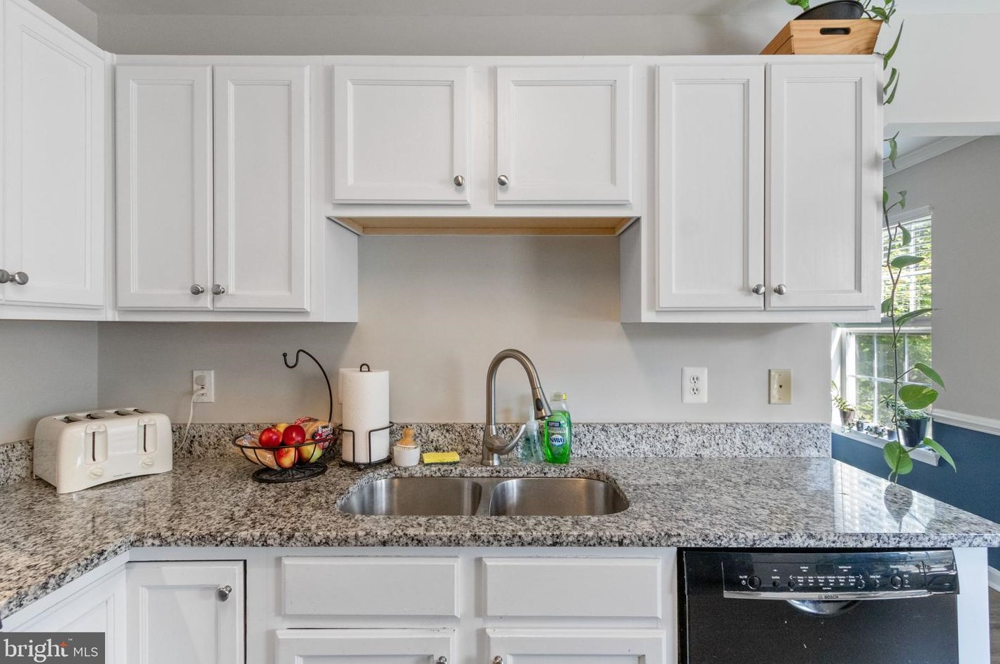 67 Melanie Hollow Ln, Fredericksburg VA  22405-2862 exterior