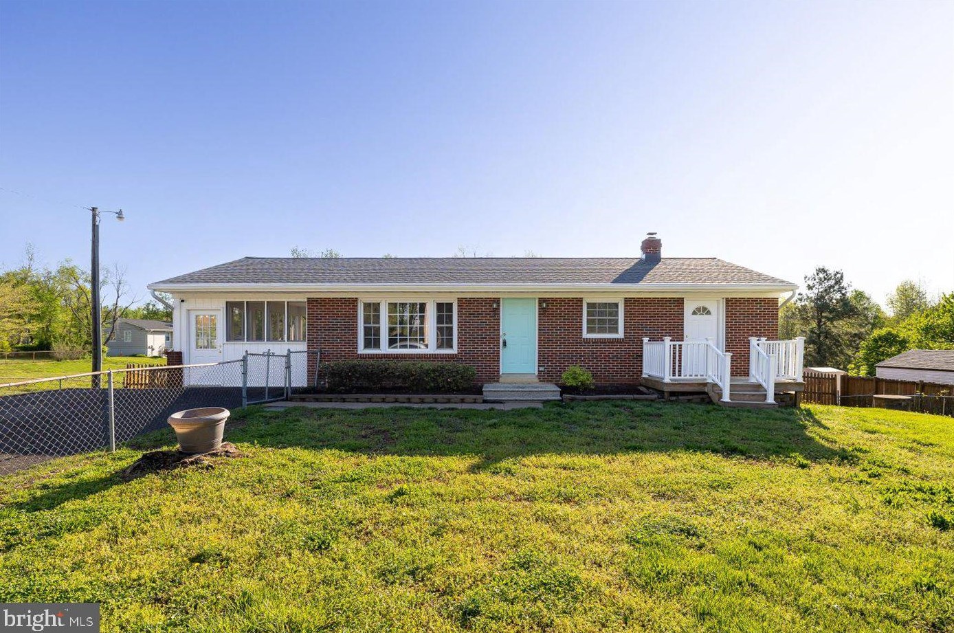 590 Truslow Rd, Fredericksburg, VA 22406-5500