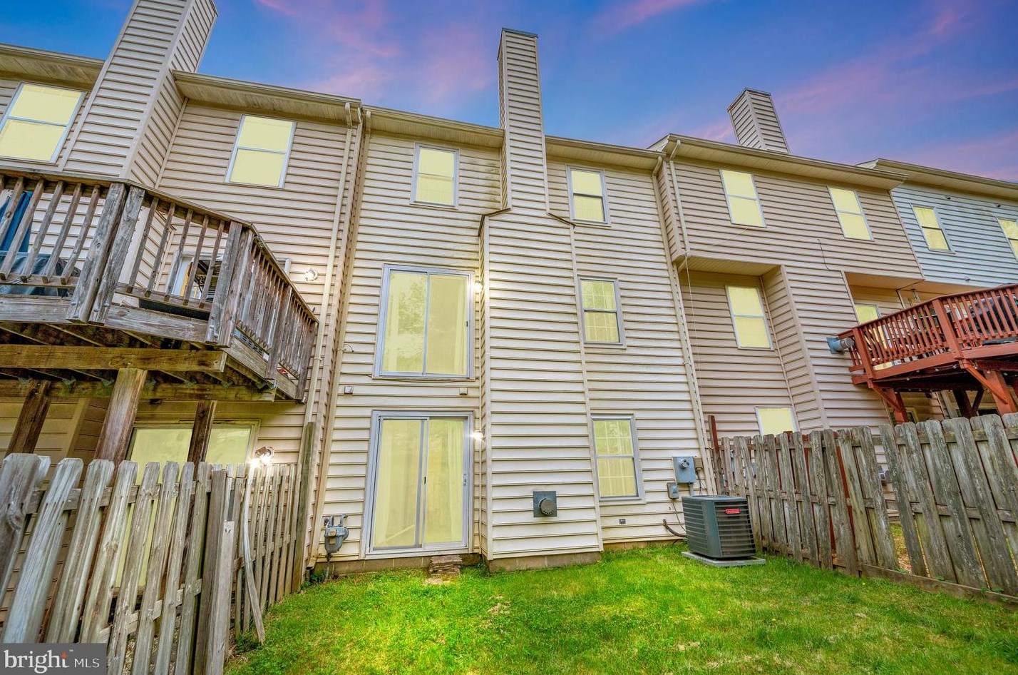 509 Waters Cove Ct, Stafford, VA 22554