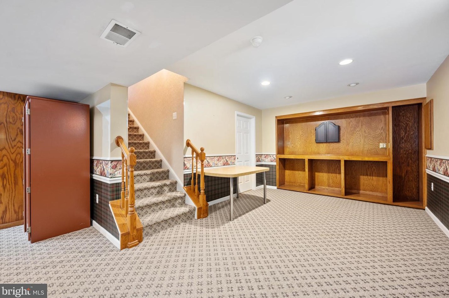 2 Kinross Dr, Stafford VA 22554-6579 exterior