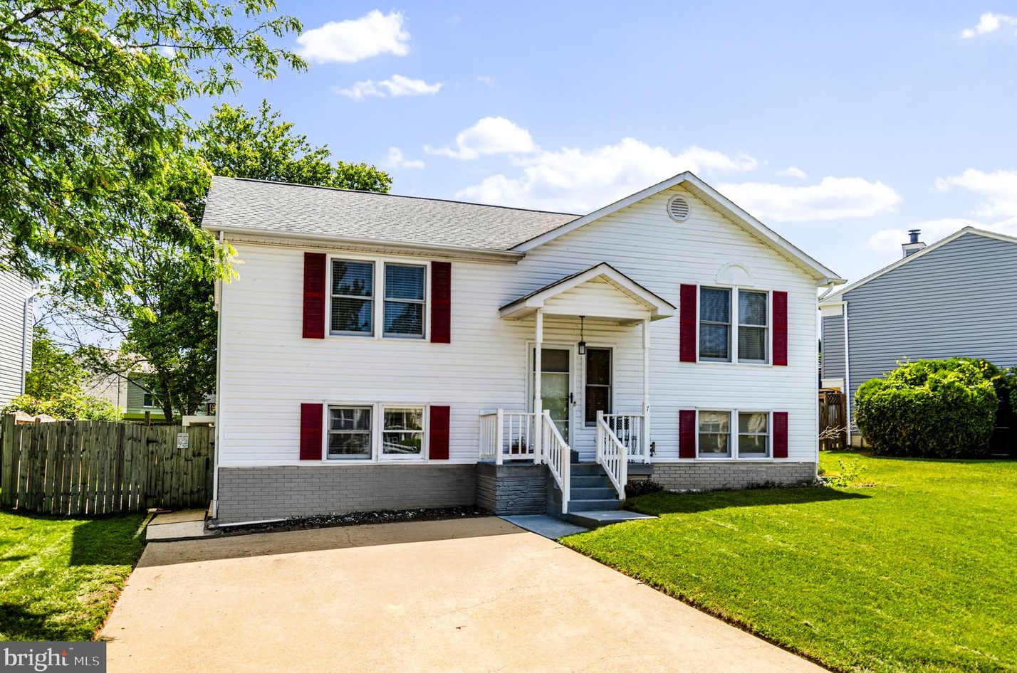 7 Banbury Ct, Fredericksburg, VA 22406-1157