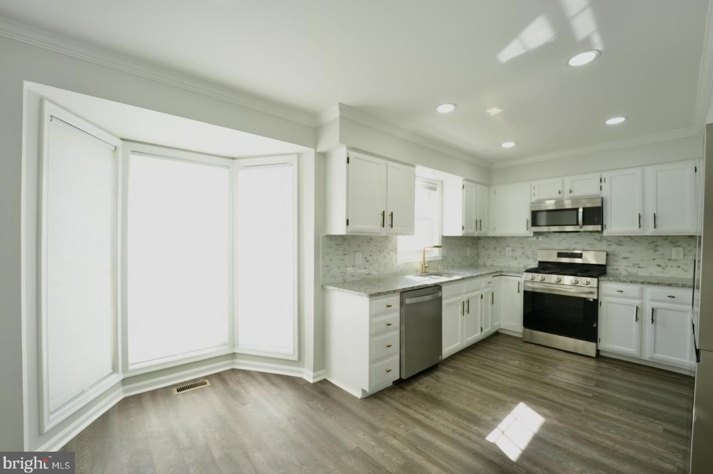 109 Falkirk Ct, Fredericksburg VA  22406-6400 exterior
