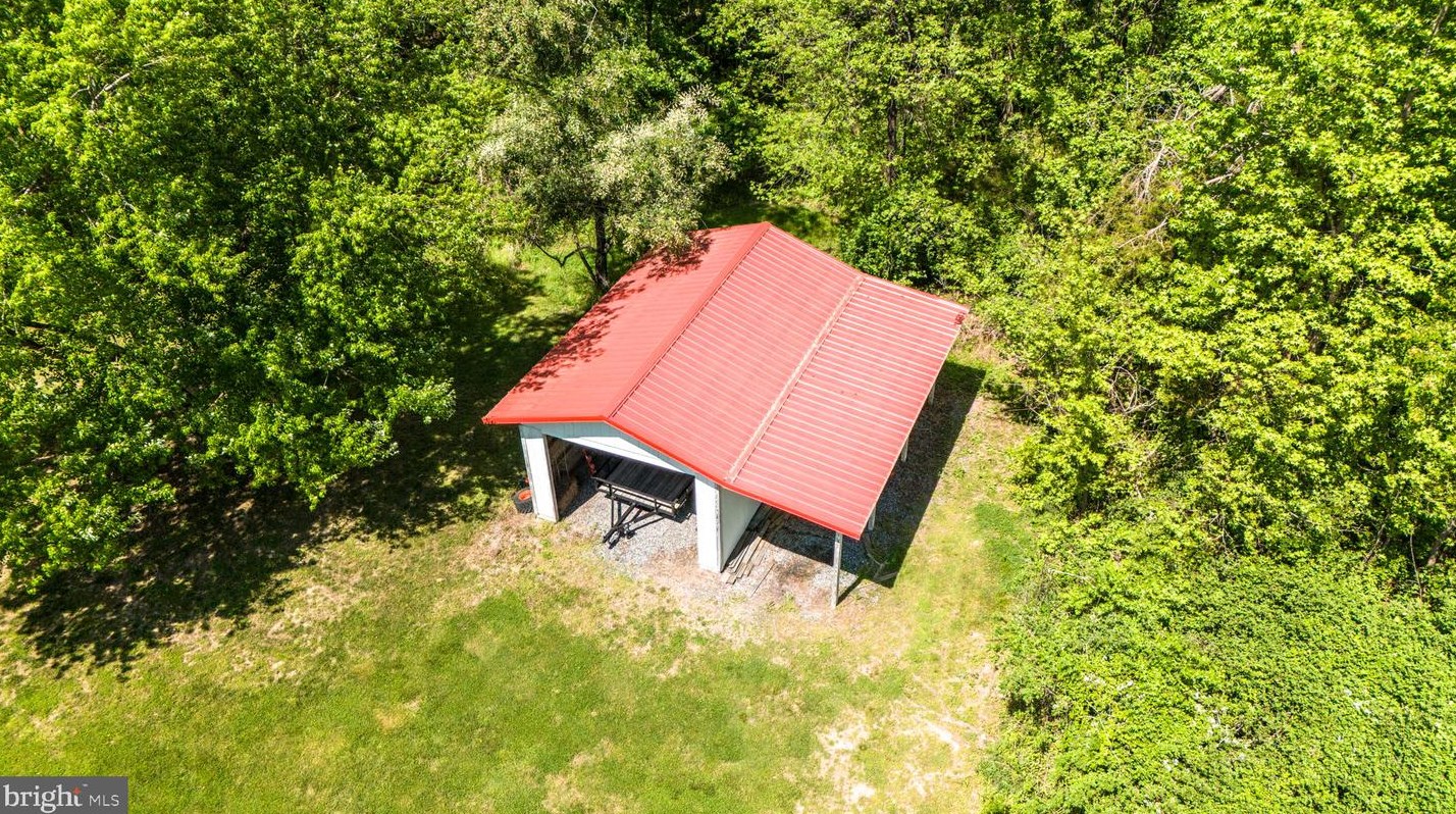 149 Summer Breeze Ln, Fredericksburg VA  22406-5037 exterior