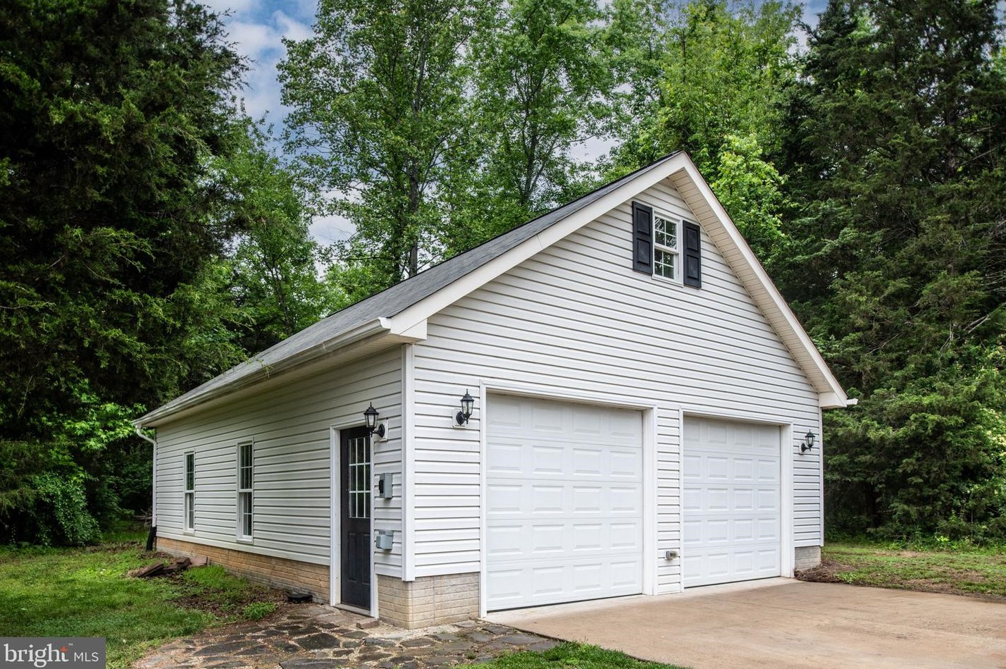 149 Summer Breeze Ln, Fredericksburg VA  22406-5037 exterior